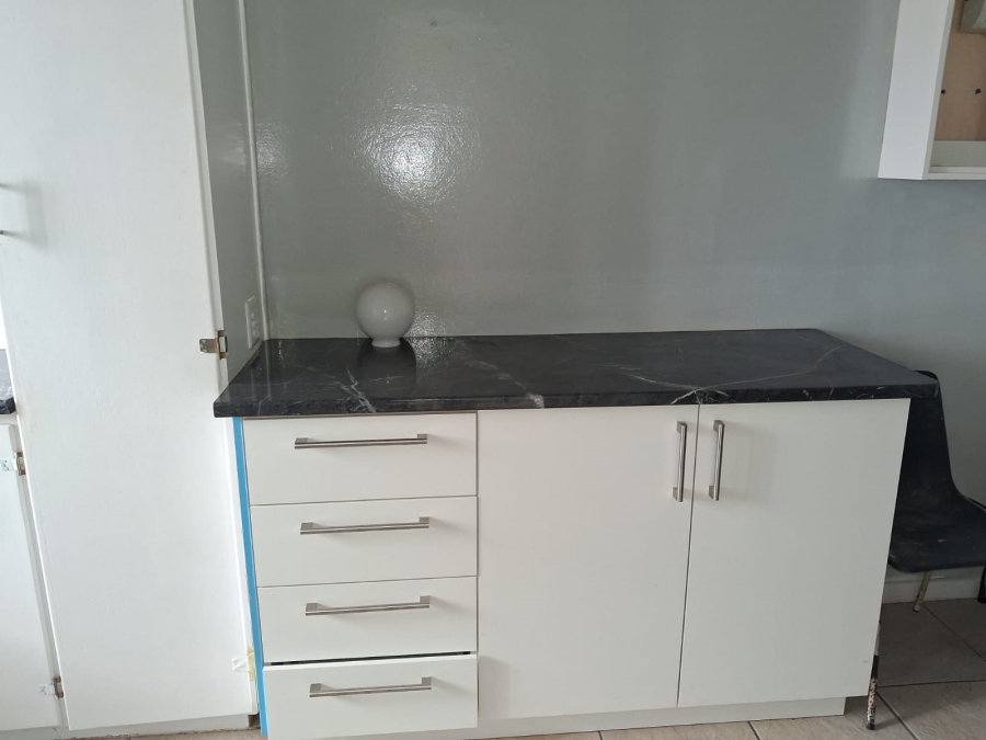 1 Bedroom Property for Sale in Belgravia Eastern Cape